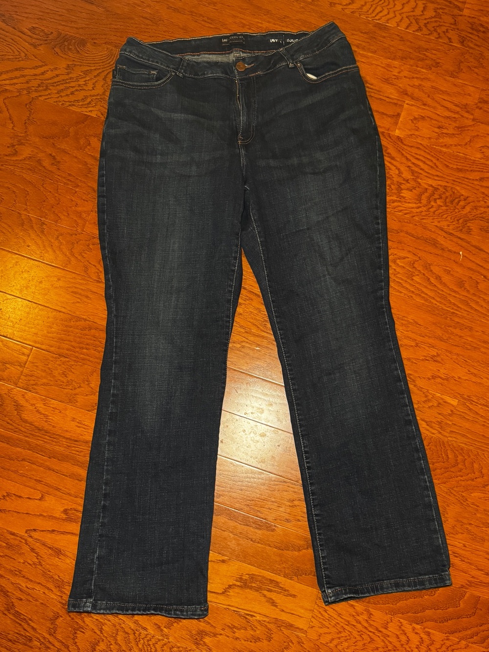 Lee Women’s Plus 18W Curvy Dark Blue Wash Boot Cut Jeans
